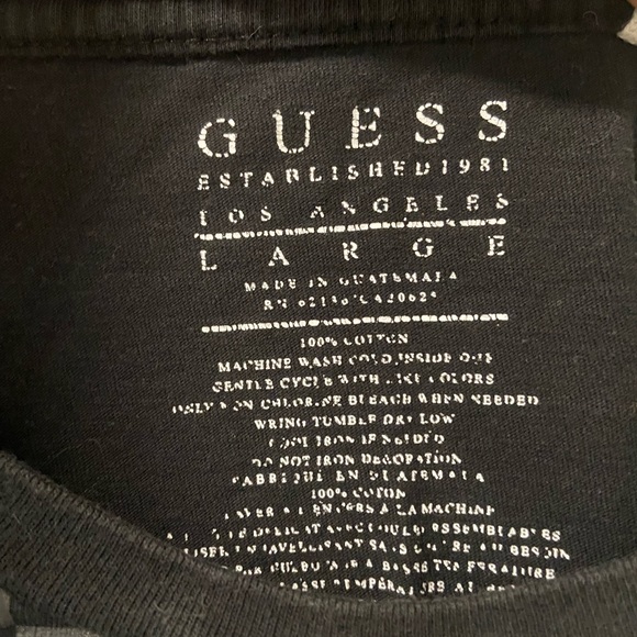 Guess Tee - Picture 2 of 3